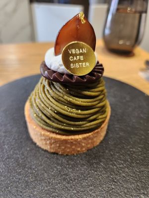 Matcha mont blanc at VeganCafe Sister in Osaka