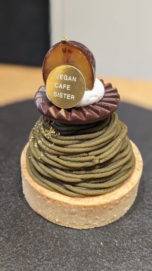 🍮 Matcha Cake  (720¥) at VeganCafe Sister in Osaka