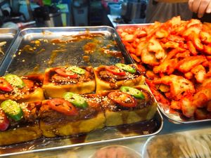 Dishes available at Guilin Vegetarian 桂林素 in East Singapore