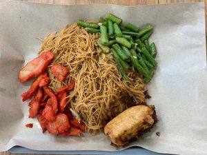 Economic bee hoon. 
Photo by Henry Lau aka Mr Purple at Shun Lai Vegetarian 顺莱素食 in Central Singapore