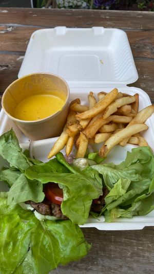 I ordered the impossible burger with a
"lettuce bun". Absolutely amazing is.
Fries seasoned to perfection and the cashew queso was delicious ) YOU need to eat here! at Pure Soul in Durham