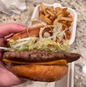 burger  at Burger Lounge in San Diego