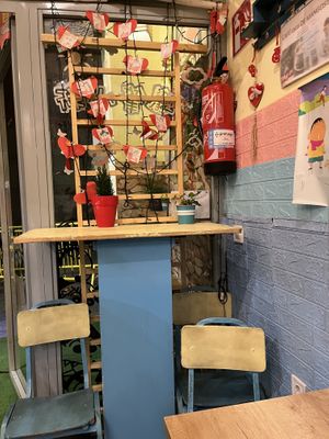 Nice decorated   at Tasty Bowl in Madrid