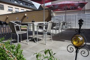 Outdoor seating at Morsch's Imbiss in Saarbrucken