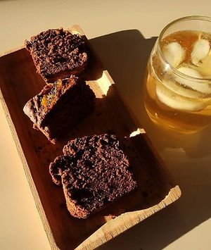 Budín de cacao y duraznos at Rosa y Rio in Rosario