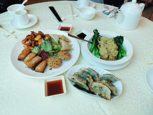 Cantonese food spread at Heartful Veggie 從心素食 in New Territories