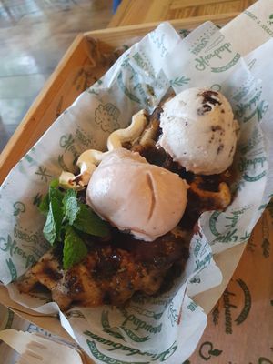 Vegan waffles with ice cream at Hierbabuena Vegan in Buenos Aires