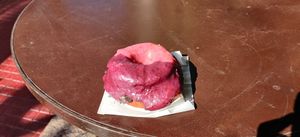 Half strawberry 🍓 half blueberry 🫐 at Hierbabuena Vegan in Buenos Aires