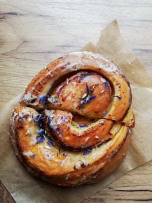 White "cheese" roll at Baja Wegańska Cukiernia in Warsaw