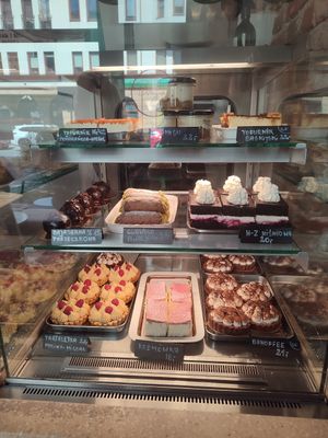  at Baja Wegańska Cukiernia in Warsaw