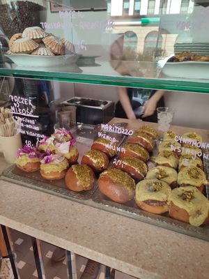  at Baja Wegańska Cukiernia in Warsaw