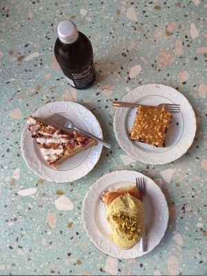  at Baja Wegańska Cukiernia in Warsaw