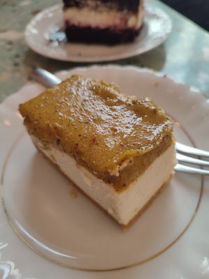  at Baja Wegańska Cukiernia in Warsaw