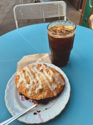 Polish traditional blueberry pastry at Baja Wegańska Cukiernia in Warsaw