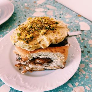 Pistachio cinnamon bun  at Baja Wegańska Cukiernia in Warsaw