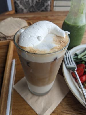  at Tropical Hideaway Cafe in Jeju