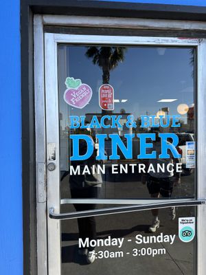“Vegan friendly” sign on the door  at Black & Blue Diner in Las Vegas