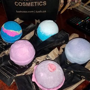 Some of my fav bombs. Most of these they have yesr round.  #Veganuary at LUSH in Farmington