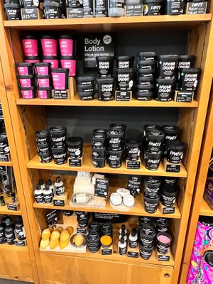  at LUSH in Newark
