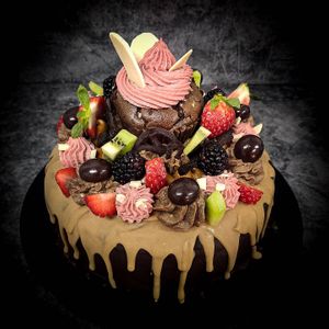 Pastelería artesanal, elegida por el cliente para mayor personalidad en el trabajo at Veganos En Paz in Polinya