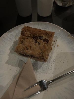 Cherry streusel cake   #Veganuary at Das Nest in Mainz