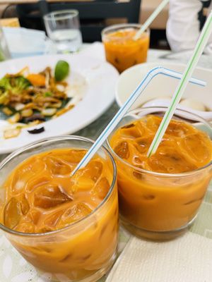 Thai iced milk tea  at Yaowarat in Toronto