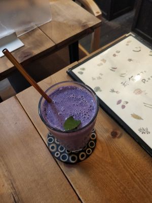 Shake myrtille at Cafe Ren - Nakagyo in Kyoto