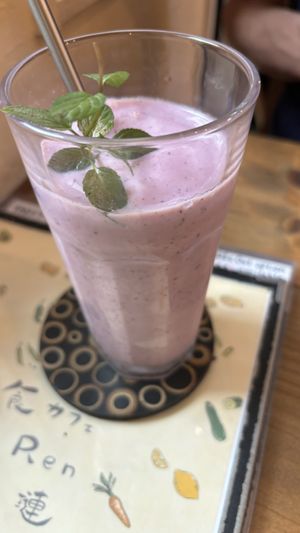 Blueberry smoothie amazing!  at Cafe Ren - Nakagyo in Kyoto
