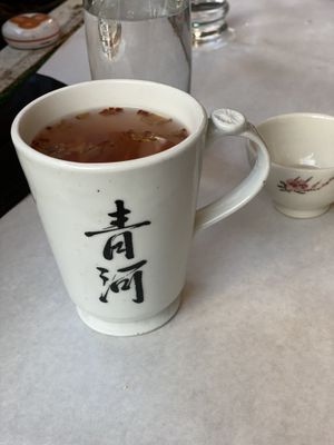 Shissandra Chinesis (Herbal Fruit Tea) at Franchia Vegan Cafe in New York City