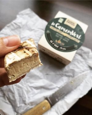 Le CamemVERT à l'AIL NOIR from Tomm'Pousse at The Black Cow Shop in Charleroi