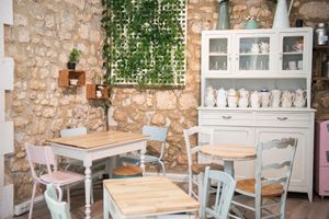 Intérieur at Garden in Angouleme
