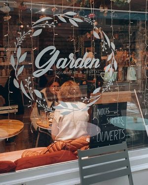 La devanture du restaurant at Garden in Angouleme