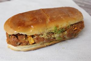 Dabeli Hotdog
(vegan option without butter & cheese) at Bharat Gangaram in North West London