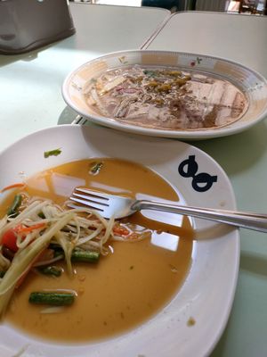 Laff at Tien Sin - Si Wiang in Bangkok