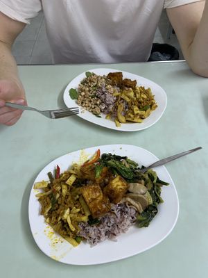 Rice with toppings  at Tien Sin - Si Wiang in Bangkok