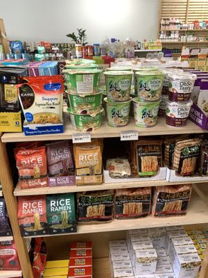 Ramen bowls at Urthly Vegan Market in Garden Grove