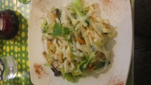 Tallarines de arroz cin verduritas y seitán (Rice noodles with veggies and seitan) at Loving Hut in Madrid
