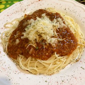 bolognese  at Loving Hut in Madrid