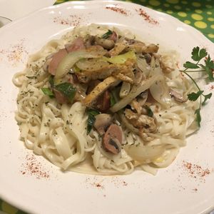 Carbonara  at Loving Hut in Madrid