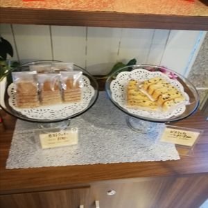 Cookies and biscuits at Marbre Vegan in Tokyo