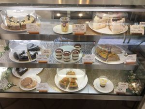 All the cakes at Marbre Vegan in Tokyo