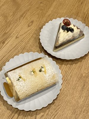 Lemon roll and blueberry cakes  at Marbre Vegan in Tokyo