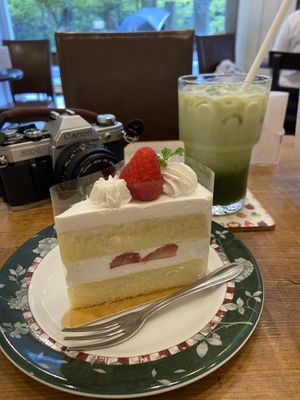 2 layer strawberry cake 🍰   at Marbre Vegan in Tokyo
