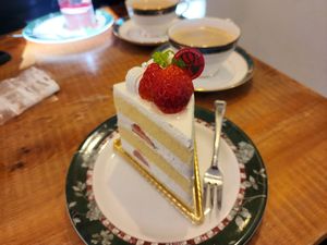 Marbre cake at Marbre Vegan in Tokyo