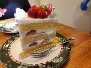 Marbre cake at Marbre Vegan in Tokyo