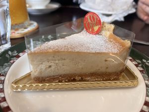 The best cheescake I ever had!  at Marbre Vegan in Tokyo