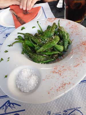 Green peppers at Alfonso in Tenerife