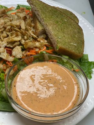 Vegan chikn' salad with sourdough garlic bread and almond chipotle dressing at Tias in St George