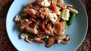  at Vegan Society in Chiang Mai