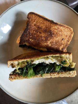 Spinach and cherry tomatoes grilled cheese sandwich. I would have liked a bit more spice (I’m Indian 🤓)  at Red Room Rendezvous 紅房餐酒館 in Taipei